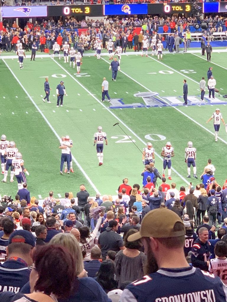 Tom Brady warming up before game