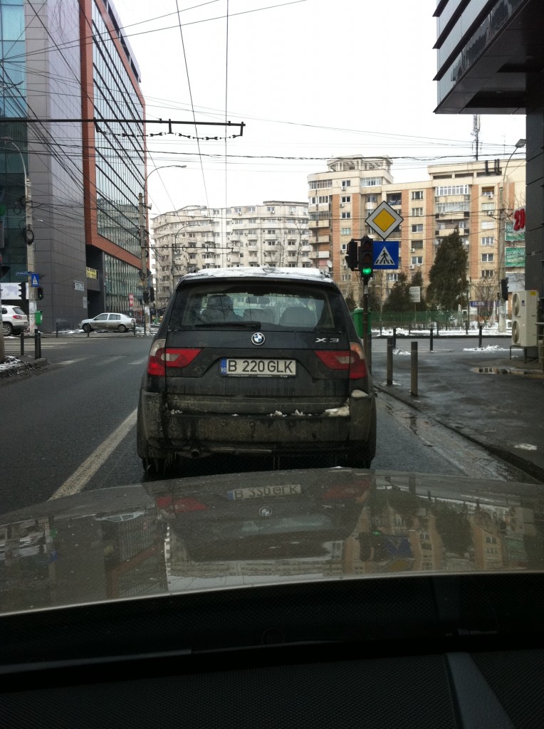 BMW X3 cu probleme de identitate
